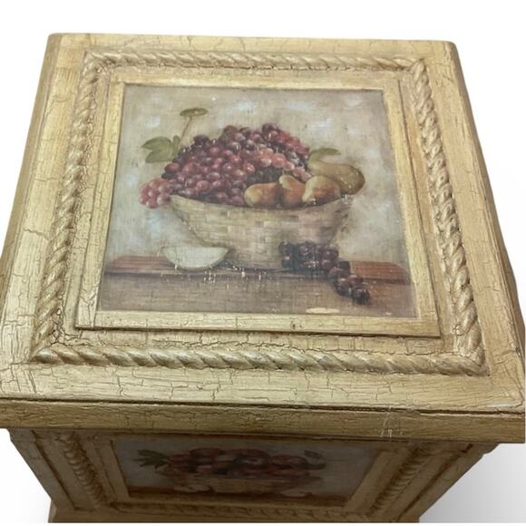 Large Antique Collectible Wooden Chest - Picture 3 of 9